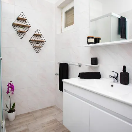 Apartment Beautiful In With Wifi *